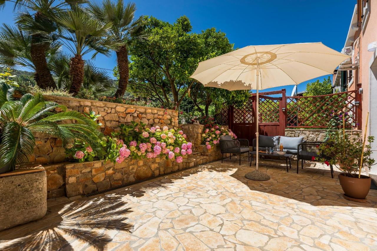 Vacation House Orange Велі-Лошинь Екстер'єр фото